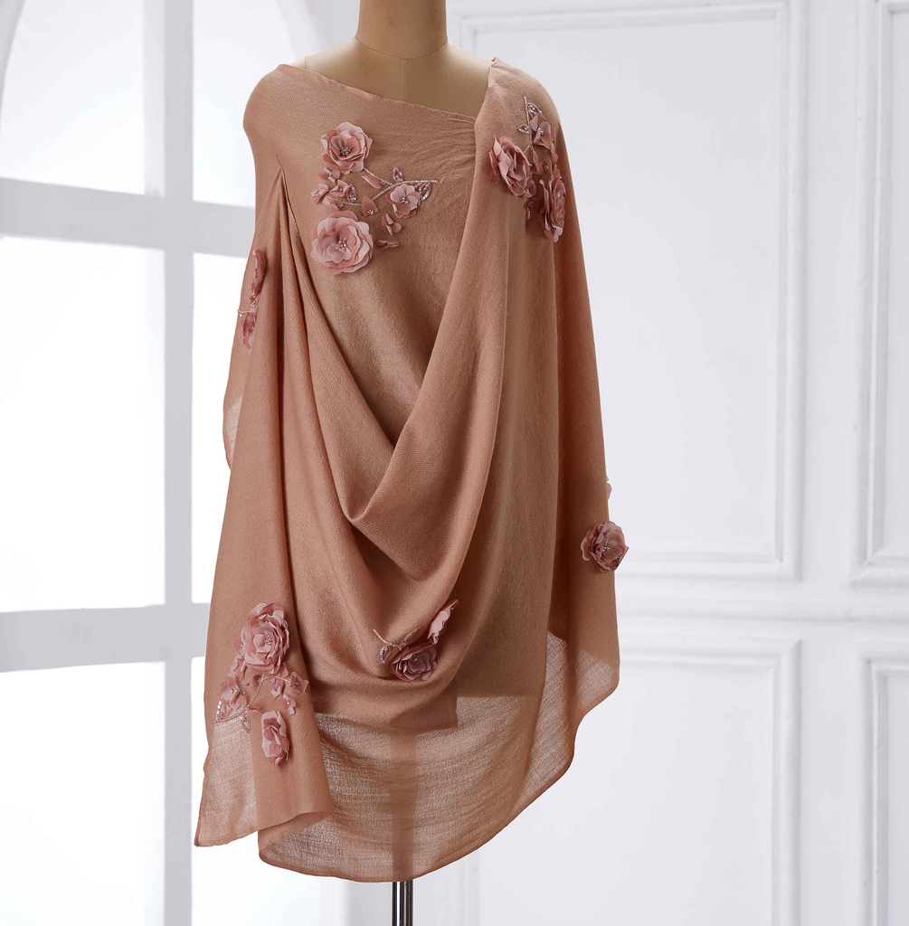 Evening Wear and the Shawl: Why It Is the Most Elegant Finishing Piece You Own